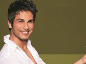 Shahid Kapoor's retakes disappoints fans
