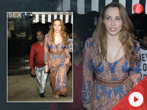 Watch: Salman's rumoured gf Iulia Vantur seems happy to be clicked outside a salon