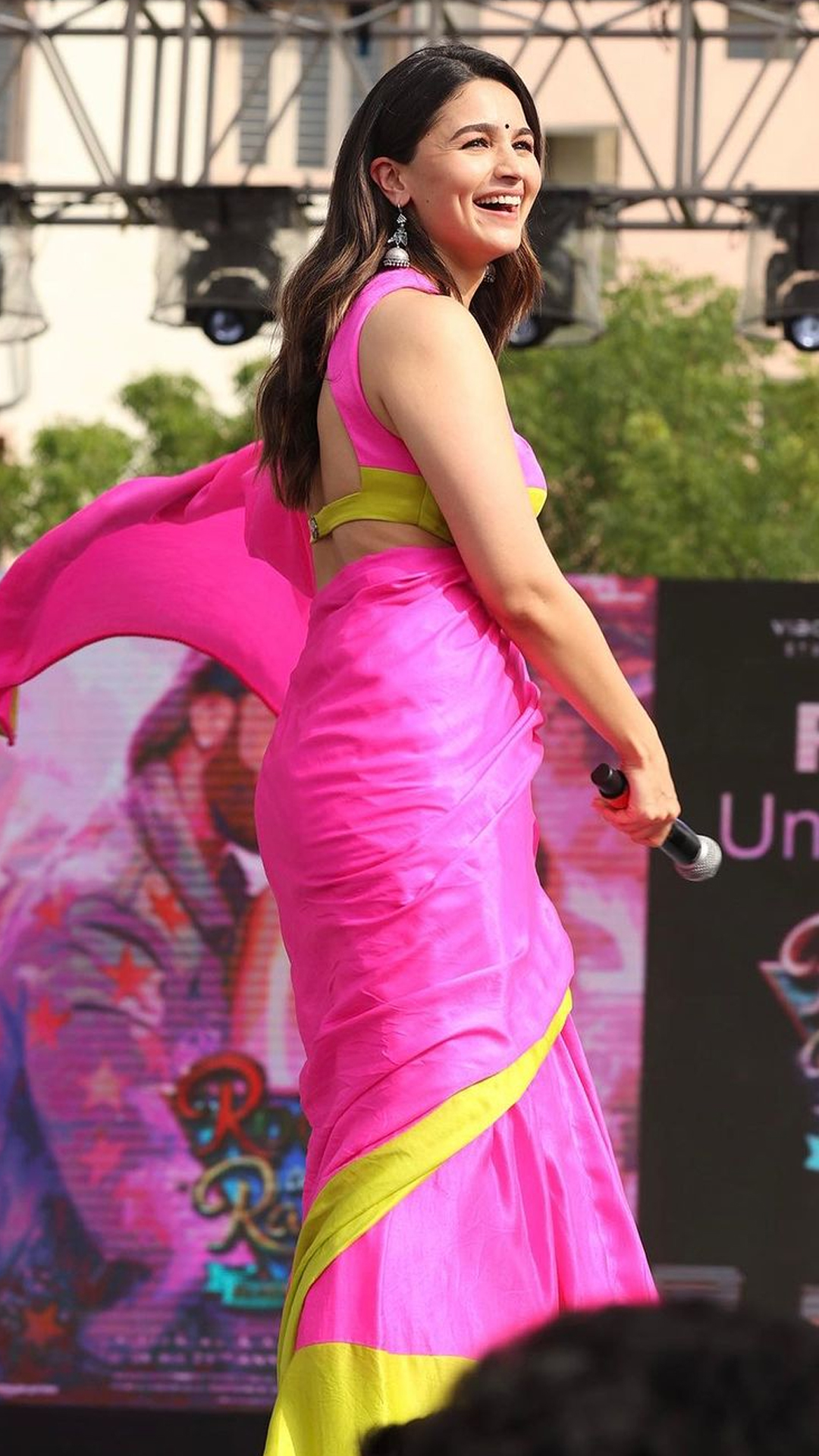 Alia Bhatt takes over the stage wearing a pink dress