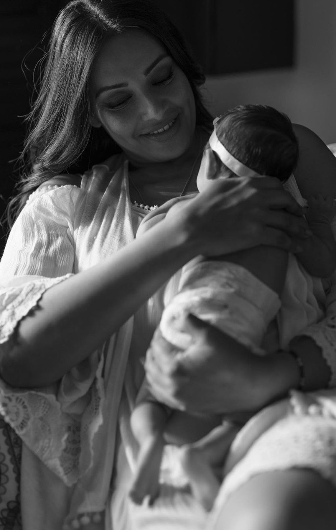 Bipasha Basu certainly loves spending time with her daughter