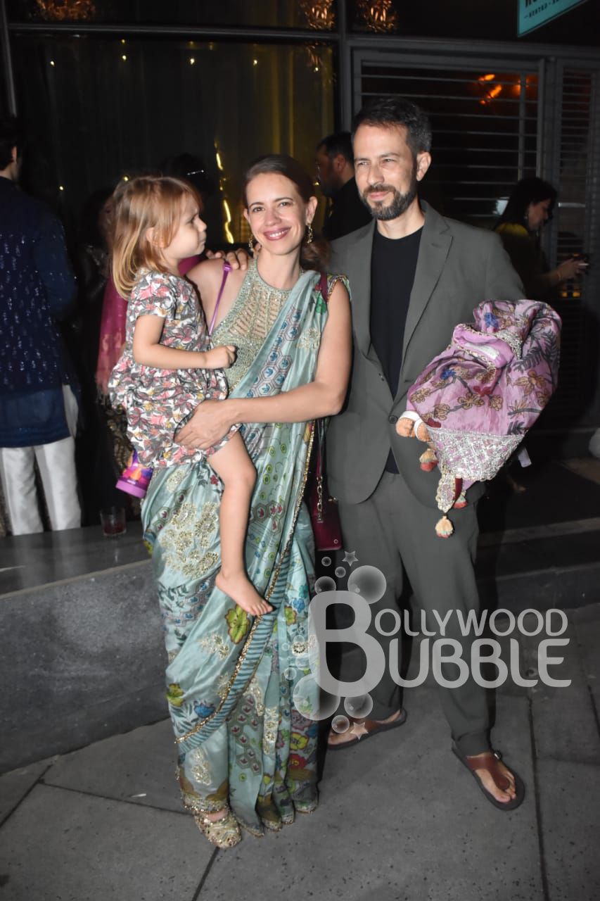 Kalki Koechlin poses with Guy Hershberg with daughter Sappho