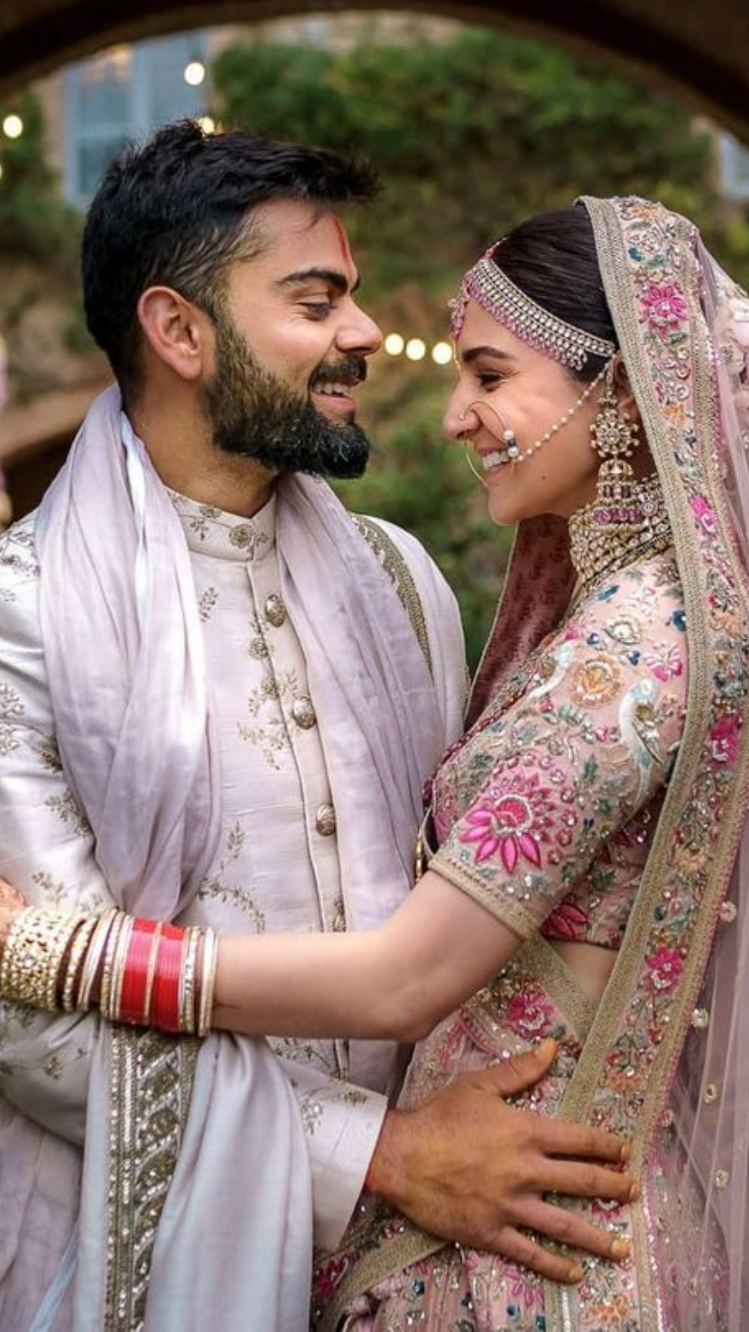 Surbhi Chandna, Karan Sharma share wedding pics from dreamy Jaipur ceremony  - Hindustan Times