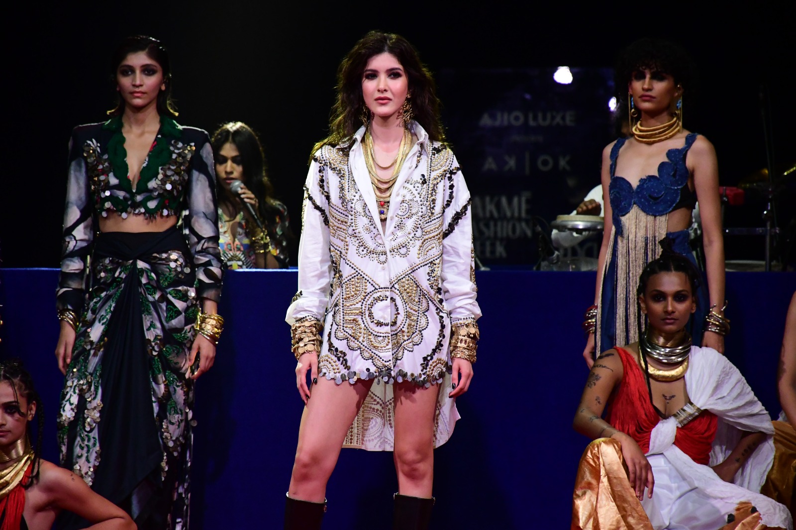 Shanaya Kapoor walks Anamika Khanna at Lakme Fashion Week Day 3